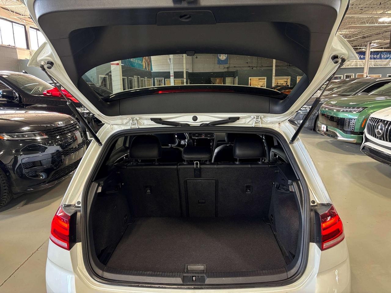 2019 Volkswagen Golf R DSG|AWD|NAV|FENDERAUDIO|CARBONTRIMS|CARBONMIRRORS| Photo