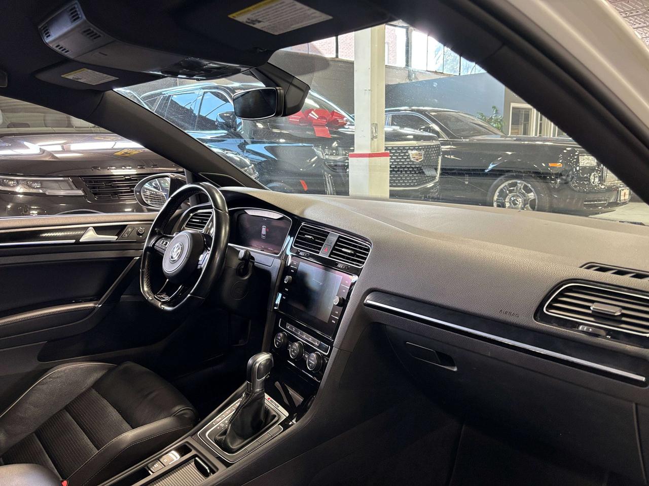 2019 Volkswagen Golf R DSG|AWD|NAV|FENDERAUDIO|CARBONTRIMS|CARBONMIRRORS| Photo