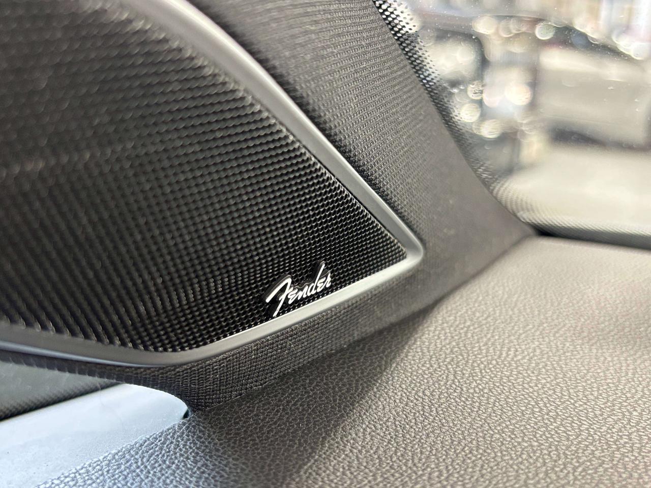 2019 Volkswagen Golf R DSG|AWD|NAV|FENDERAUDIO|CARBONTRIMS|CARBONMIRRORS| Photo