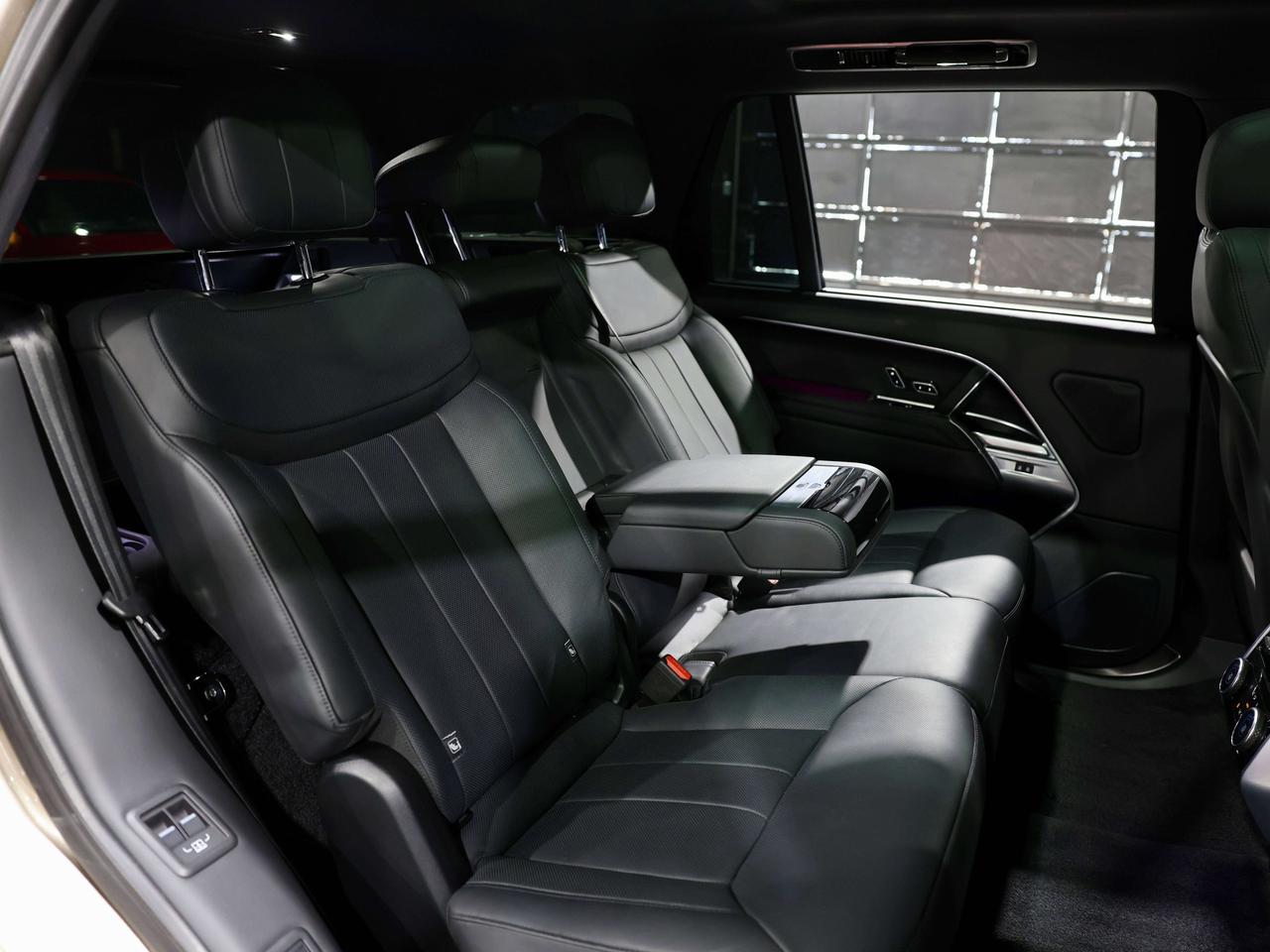 2023 Land Rover Range Rover SE|NO ACCIDENT|L WHEEL|7 PASS|HUD|MERIDIAN|360|PAN Photo