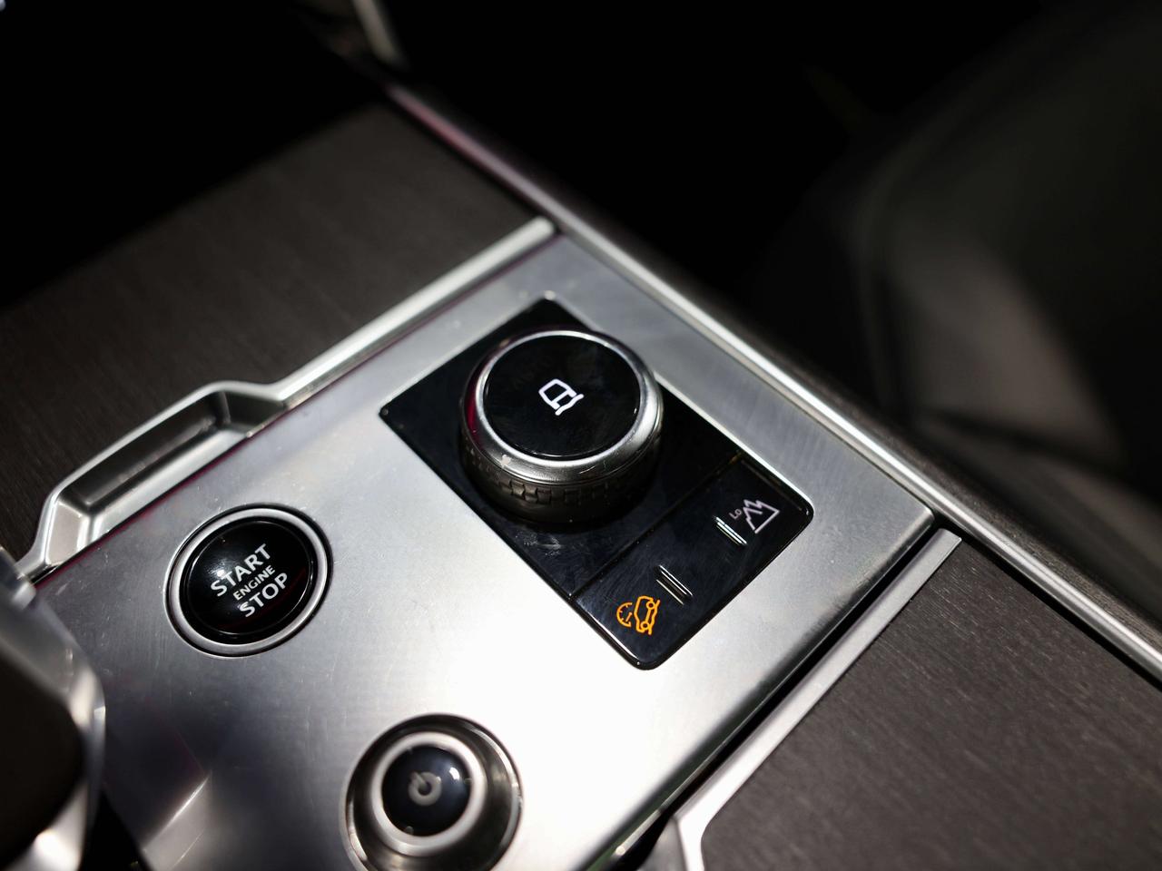 2023 Land Rover Range Rover SE|NO ACCIDENT|L WHEEL|7 PASS|HUD|MERIDIAN|360|PAN Photo