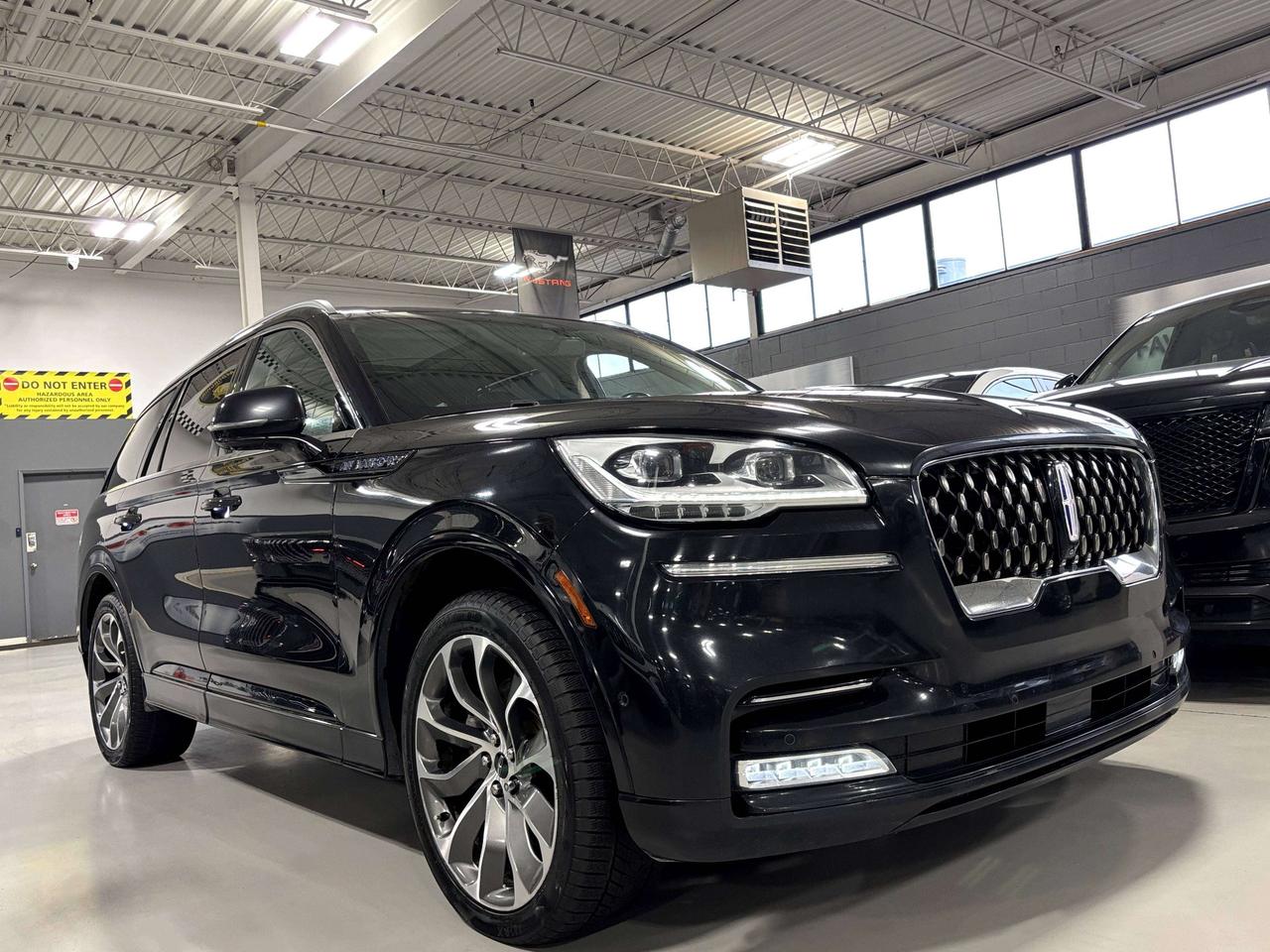 2022 Lincoln Aviator Grand Touring|AWD|NAV|REVELAUDIO|7PASS|MASSAGE|HUD - Photo #1