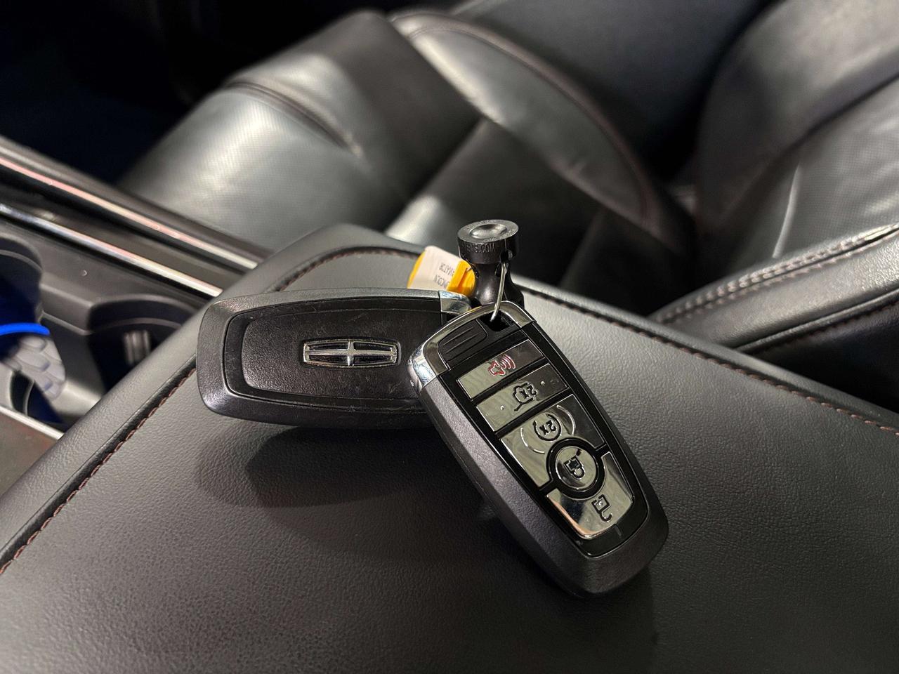 2022 Lincoln Aviator Grand Touring|AWD|NAV|REVELAUDIO|7PASS|MASSAGE|HUD Photo