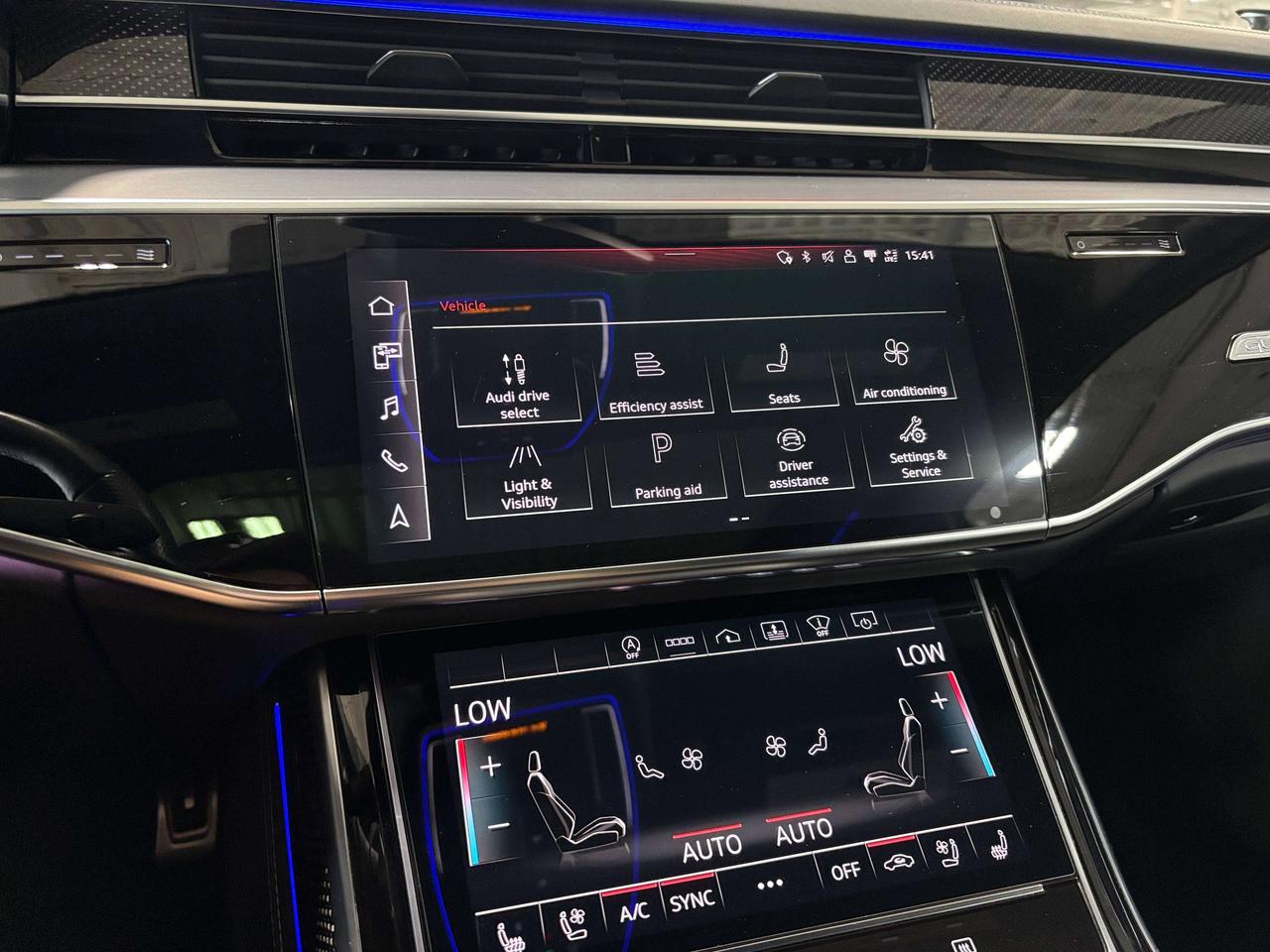2022 Audi S8 QUATTRO|MYTHOSBLACK|V8TWINTURBO|CARBONTRIMS|HUD|+ Photo