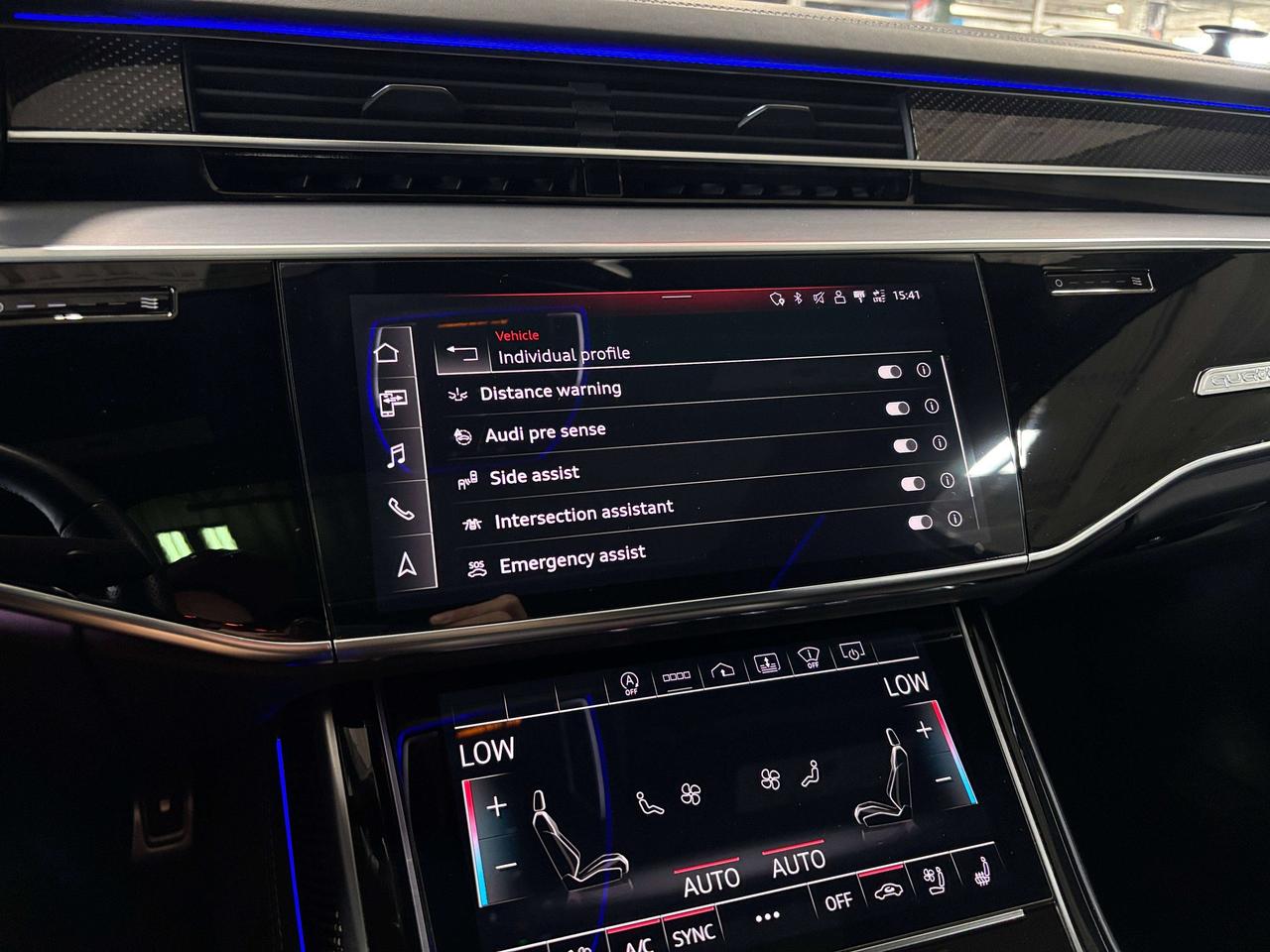 2022 Audi S8 QUATTRO|MYTHOSBLACK|V8TWINTURBO|CARBONTRIMS|HUD|+ Photo