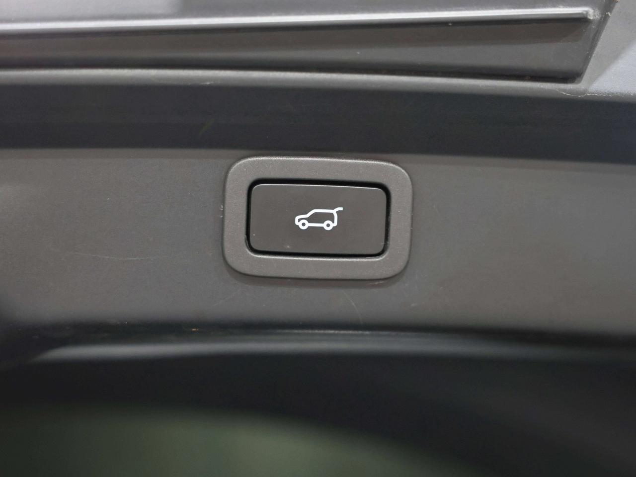 2019 Jaguar I-PACE First Edition|NO ACCIDENT|HUD|MERIDIAN|PANO Photo