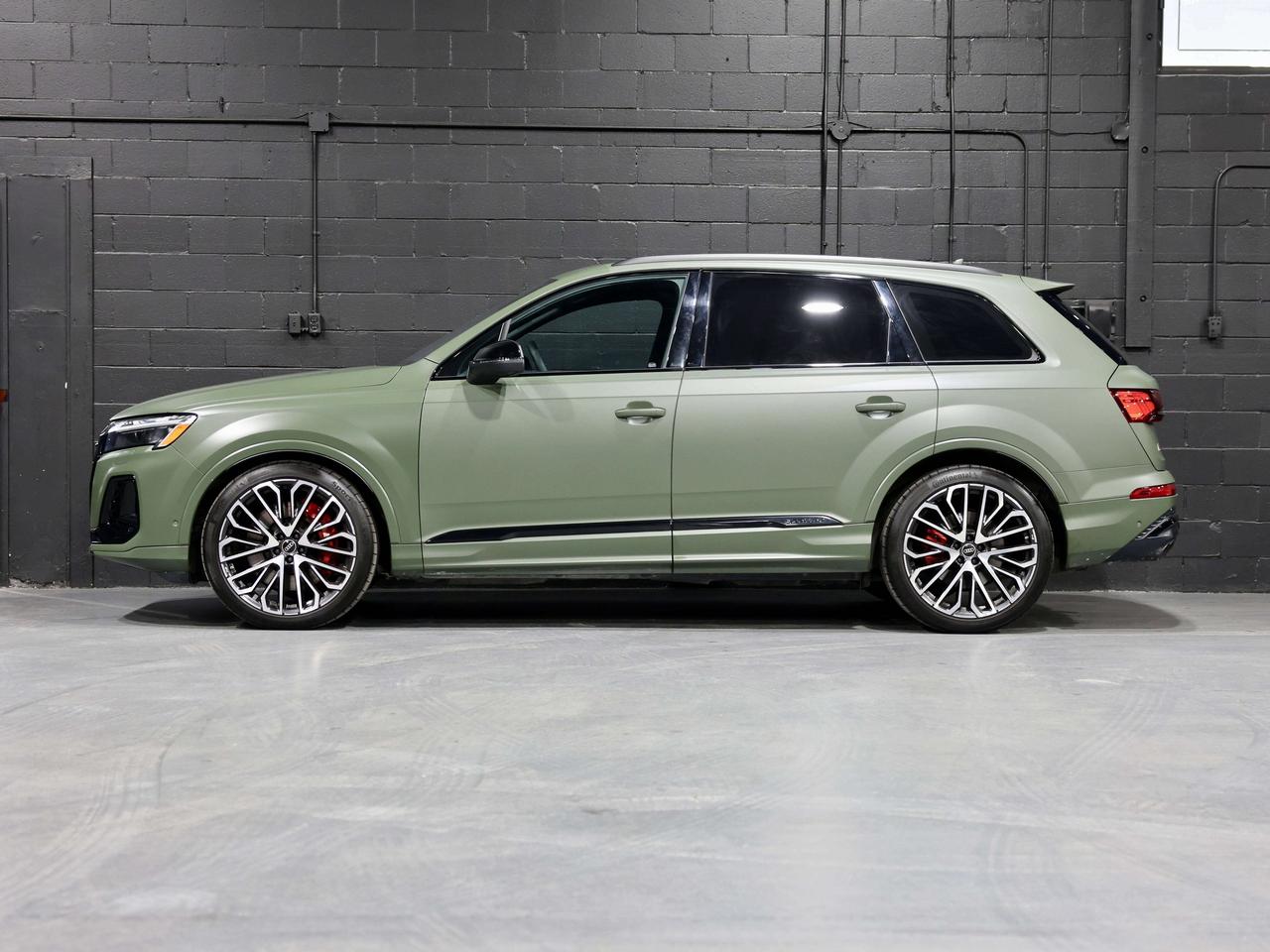 2025 Audi SQ7 NO ACCIDENT|FULL WRAP FRONY PPF|CARBON INT|7 PASS Photo