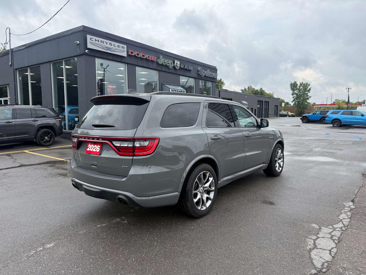 2026 Dodge Durango GT HEMI V8 Plus AWD - Tow 'n Go Photo4