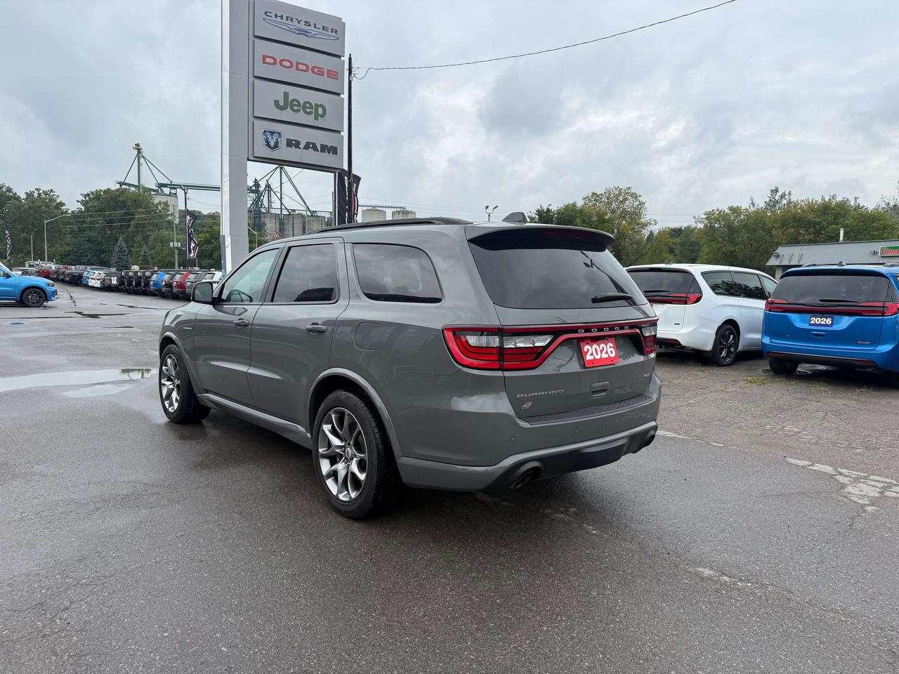 2026 Dodge Durango GT HEMI V8 Plus AWD - Tow 'n Go Photo2