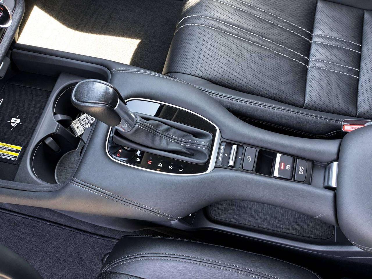 2023 Honda HR-V EX-L | Heated Leather | Safety Tech | AWD Photo