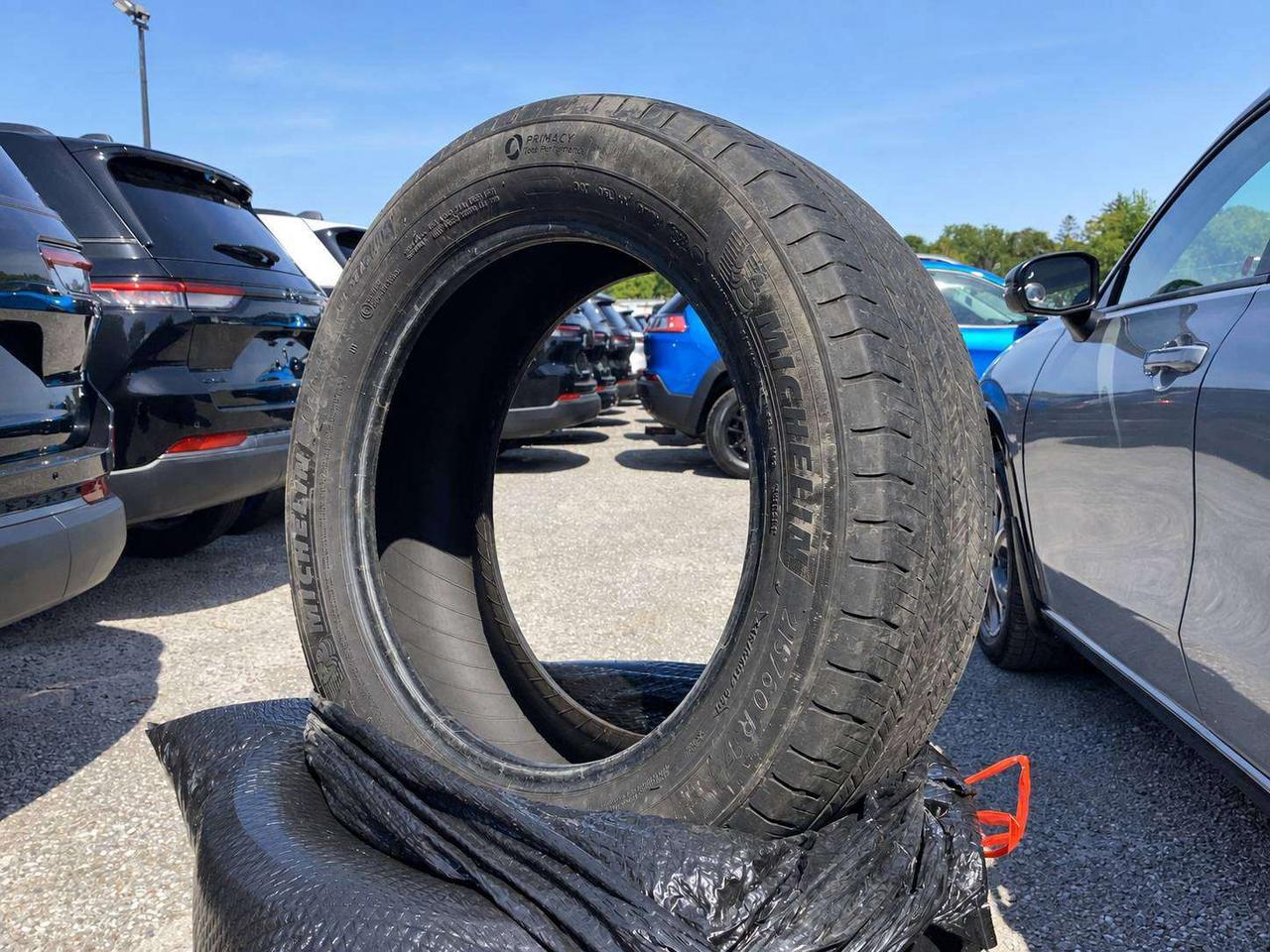 2023 Honda HR-V EX-L | Heated Leather | Safety Tech | AWD Photo