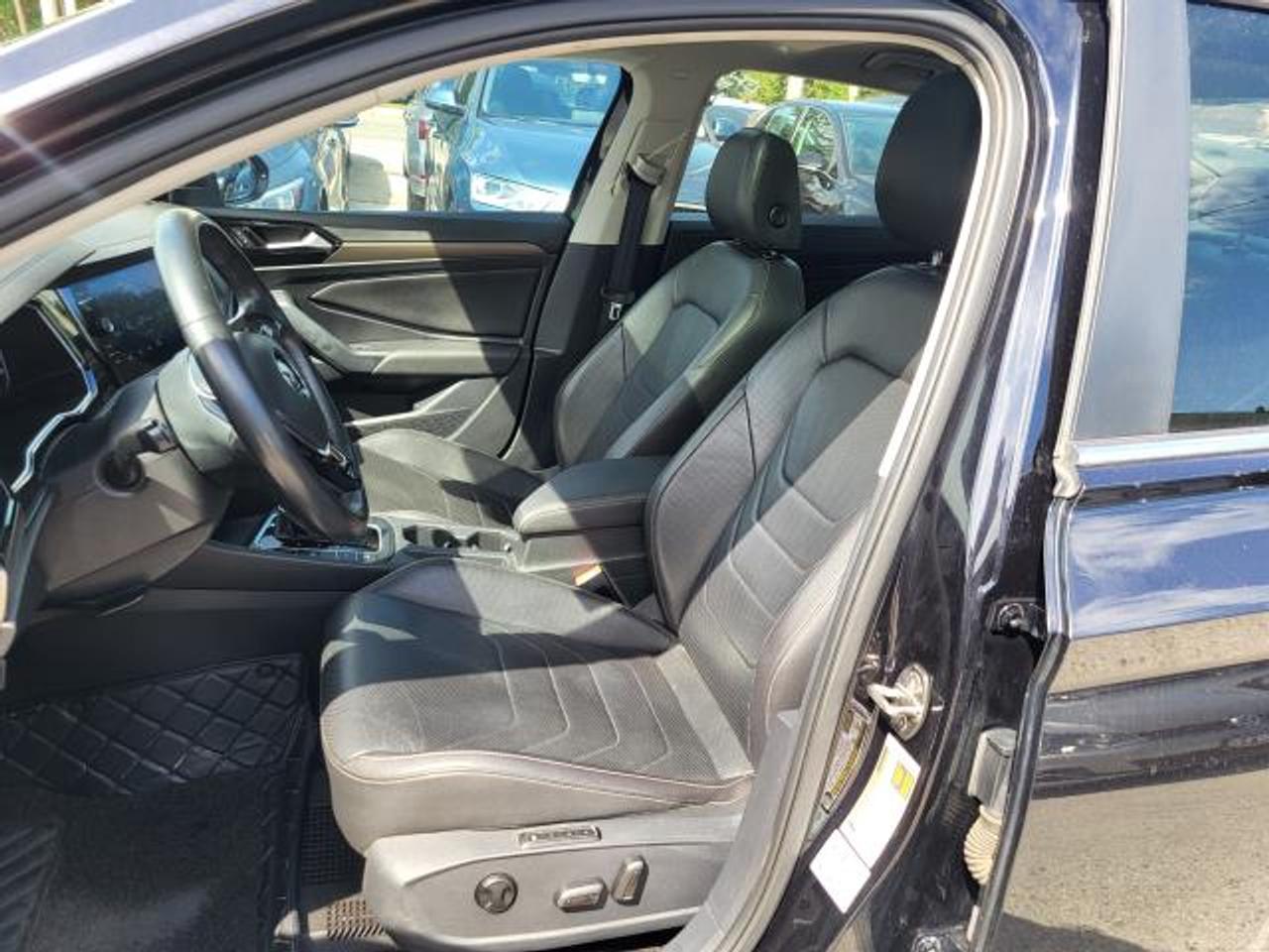 2019 Volkswagen Jetta Execline Photo