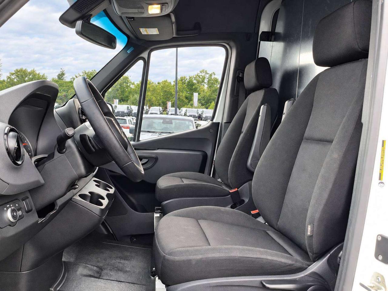 2025 Mercedes-Benz Sprinter 2500 HighRoof Diesel 170" WB | CargoPartition RWD Photo