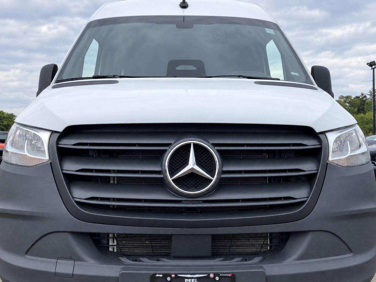 2025 Mercedes-Benz Sprinter 2500 HighRoof Diesel 170" WB | CargoPartition RWD Photo