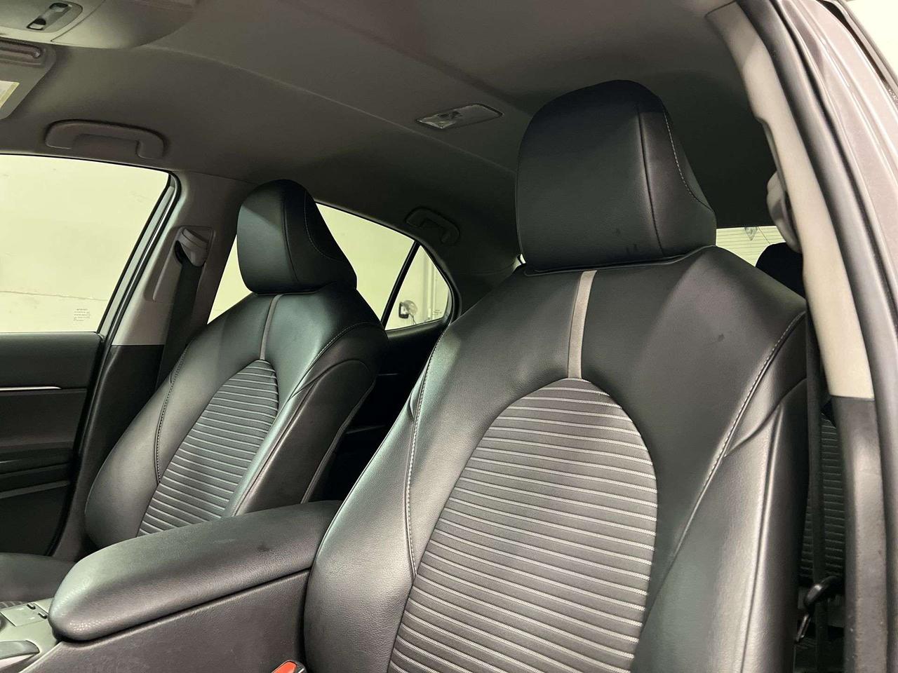 2023 Toyota Camry SE | HTD LEATHER | CARPLAY |ADAPT. CRUISE | ALLOYS Photo