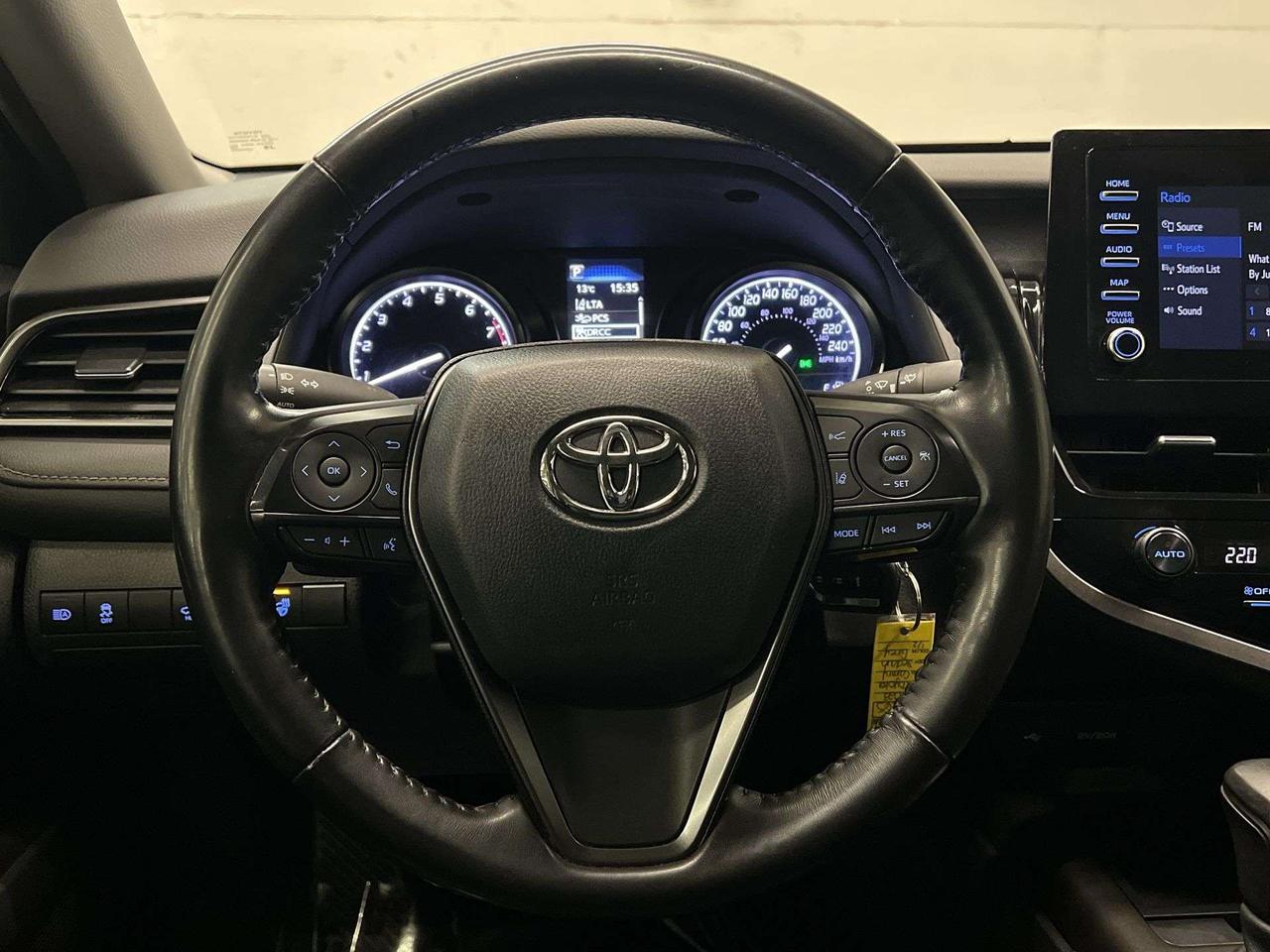 2023 Toyota Camry SE | HTD LEATHER | CARPLAY |ADAPT. CRUISE | ALLOYS Photo