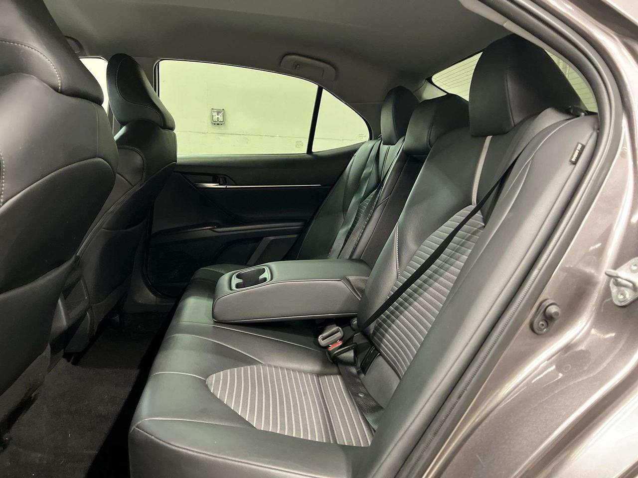 2023 Toyota Camry SE | HTD LEATHER | CARPLAY |ADAPT. CRUISE | ALLOYS Photo