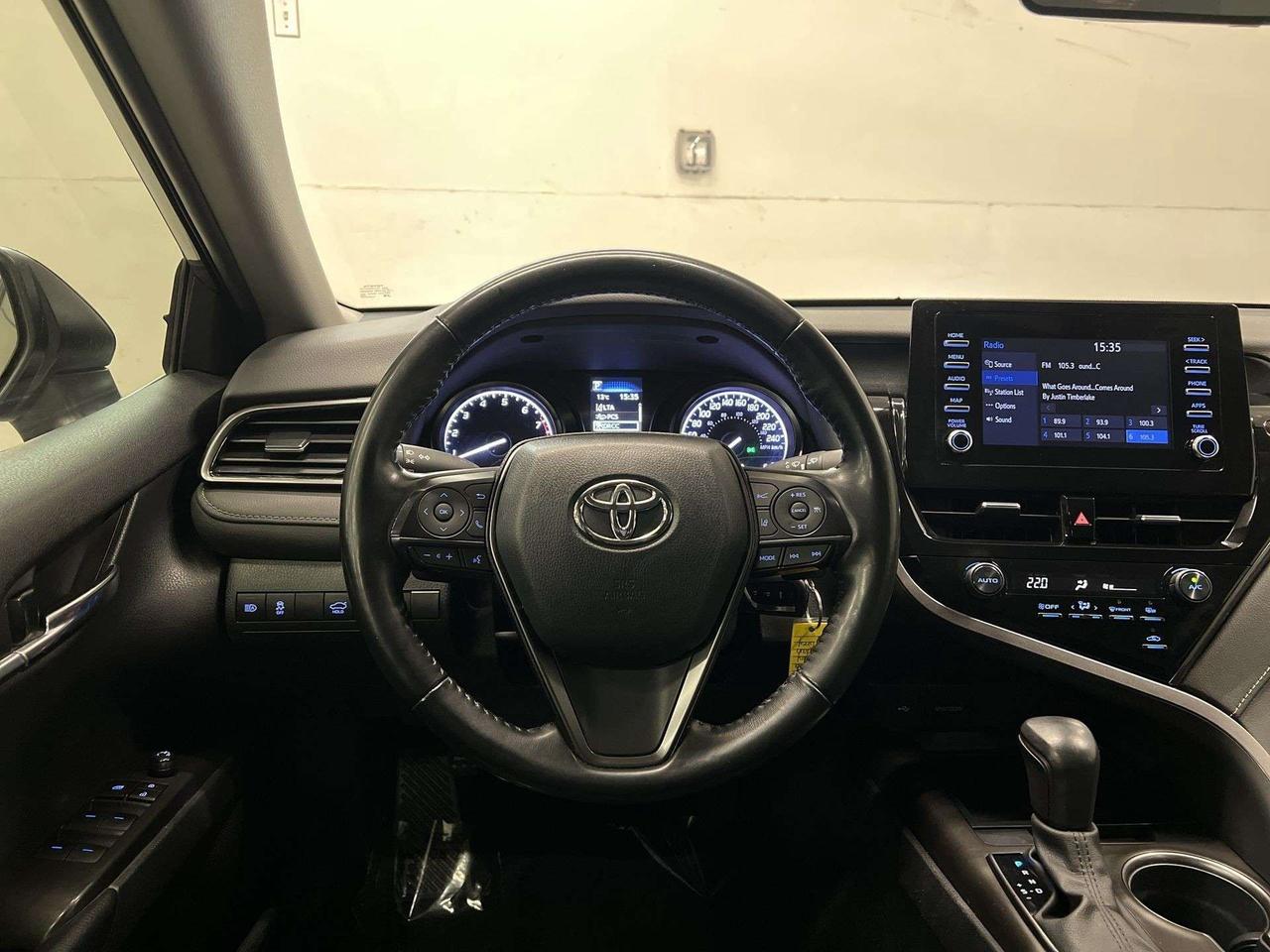 2023 Toyota Camry SE | HTD LEATHER | CARPLAY |ADAPT. CRUISE | ALLOYS Photo
