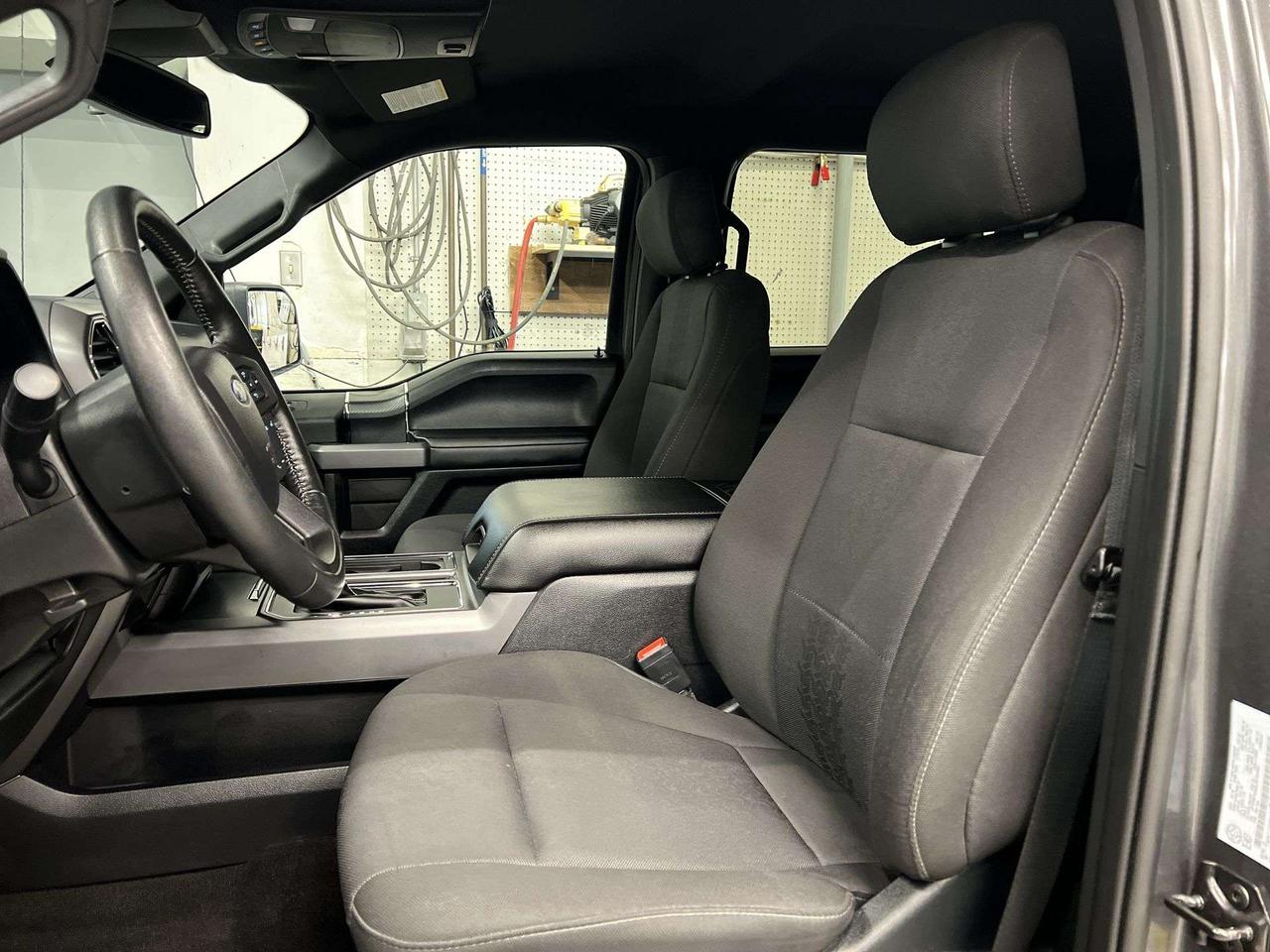 2020 Ford F-150 XLT SPORT 4X4 | CREW |375HP 3.5L TURBO | LEER CAP Photo