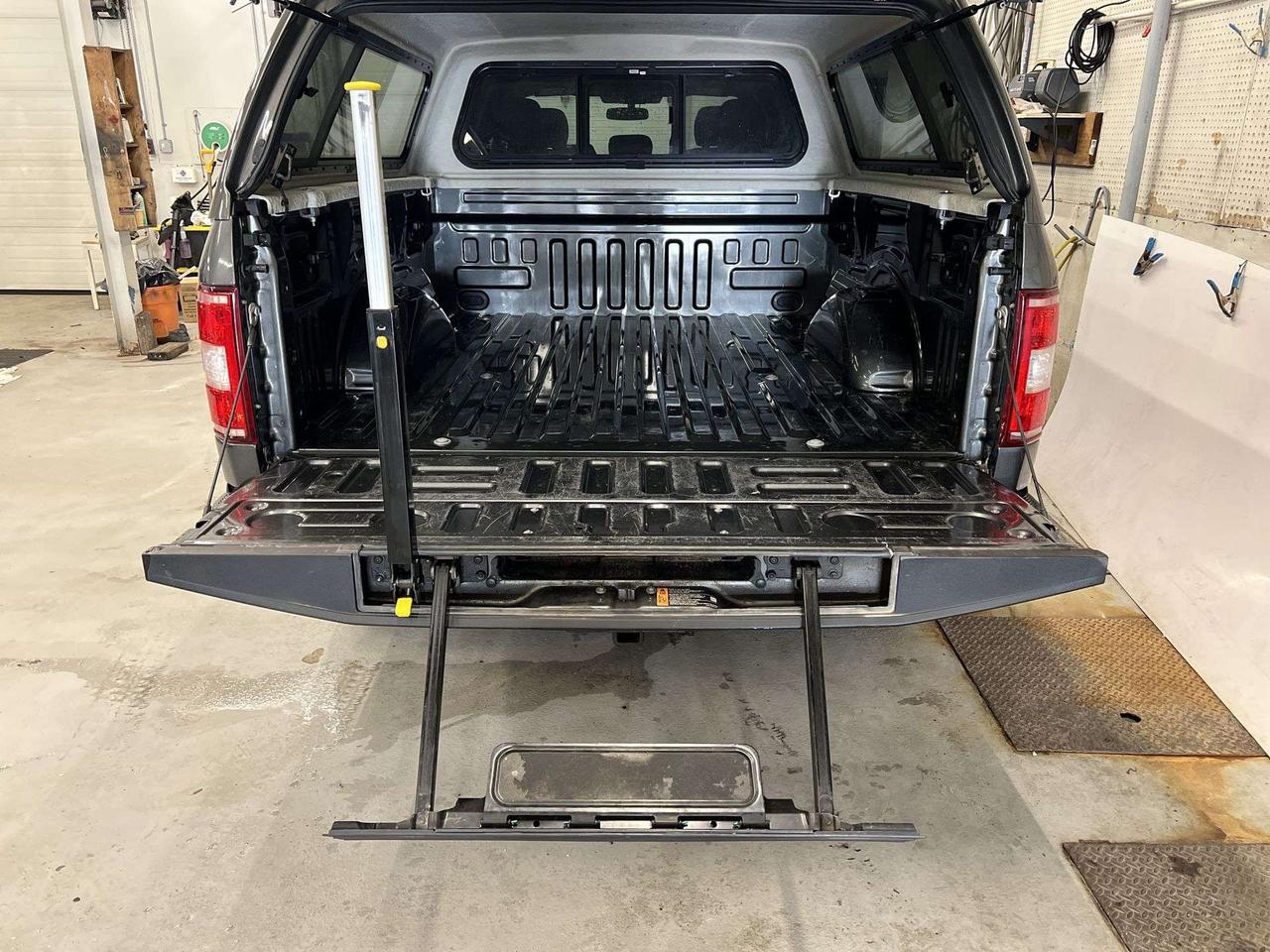 2020 Ford F-150 XLT SPORT 4X4 | CREW |375HP 3.5L TURBO | LEER CAP Photo
