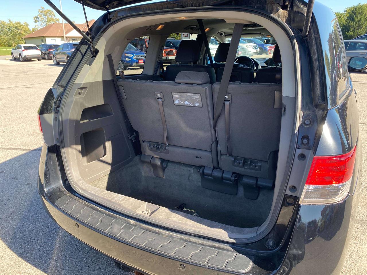 2016 Honda Odyssey EX-L, 8 PASS, CLEAN CARFAX, LEATHER, POWER DOORS! - Photo #28