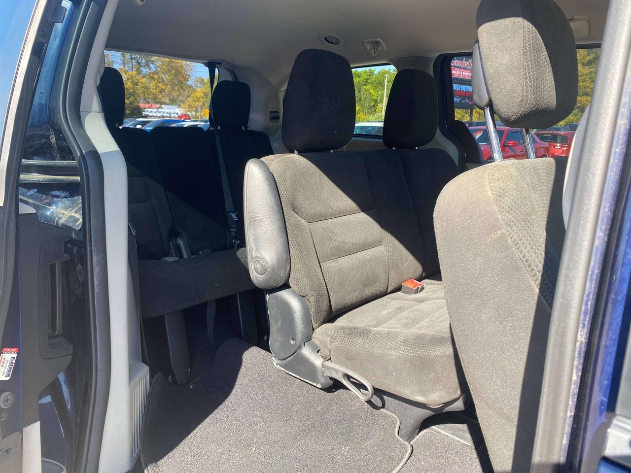 2016 Dodge Grand Caravan CANADIAN VALUE PKG, CLEAN CARFAX, BLUETOOTH! - Photo #24