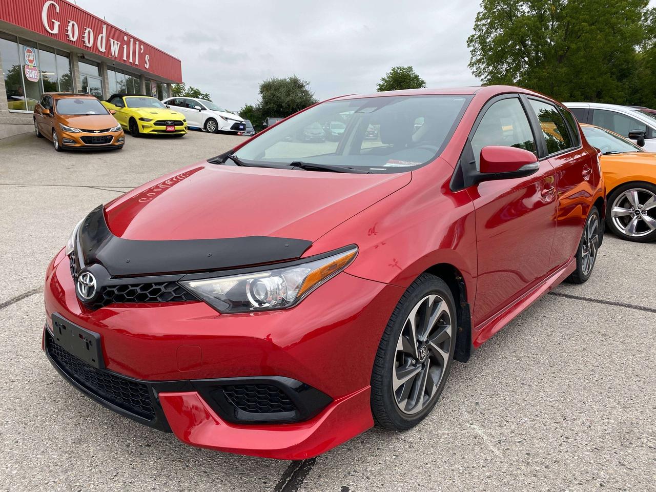 2018 Toyota Corolla HEATED SEATS, BACK UP CAMERA, BLIND SPOT MONITORS! - Photo #4