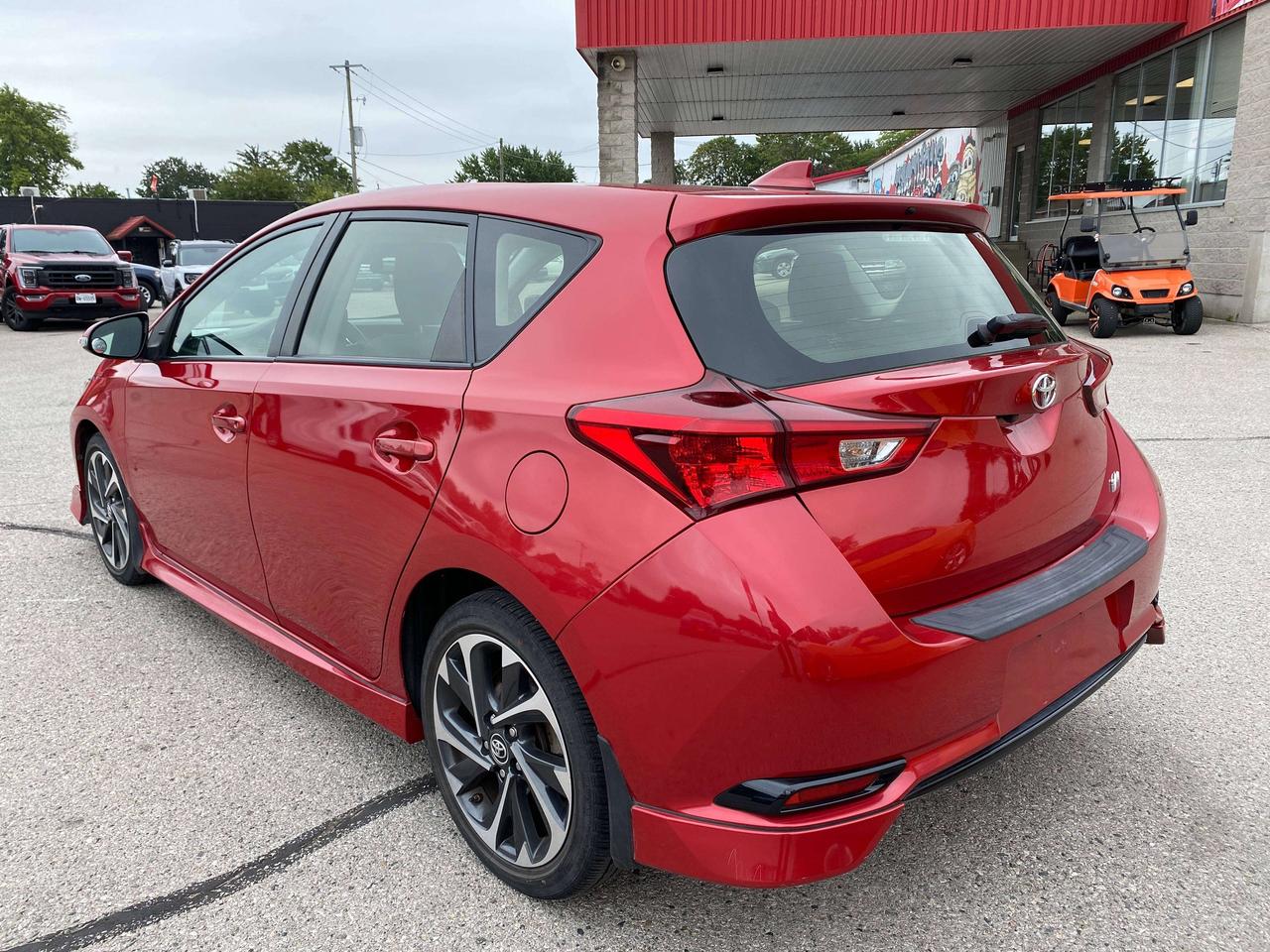 2018 Toyota Corolla HEATED SEATS, BACK UP CAMERA, BLIND SPOT MONITORS! - Photo #6