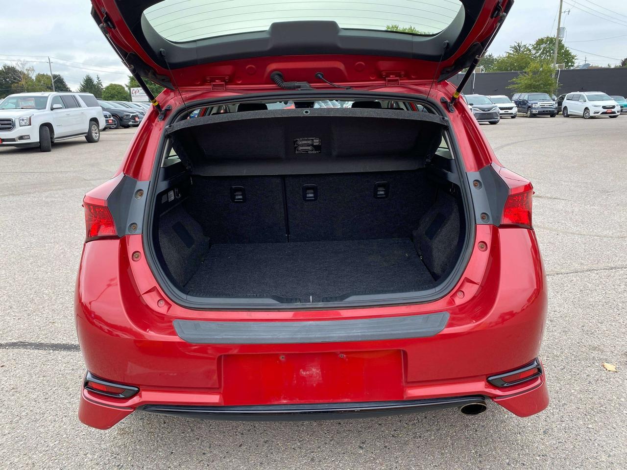 2018 Toyota Corolla HEATED SEATS, BACK UP CAMERA, BLIND SPOT MONITORS! - Photo #18