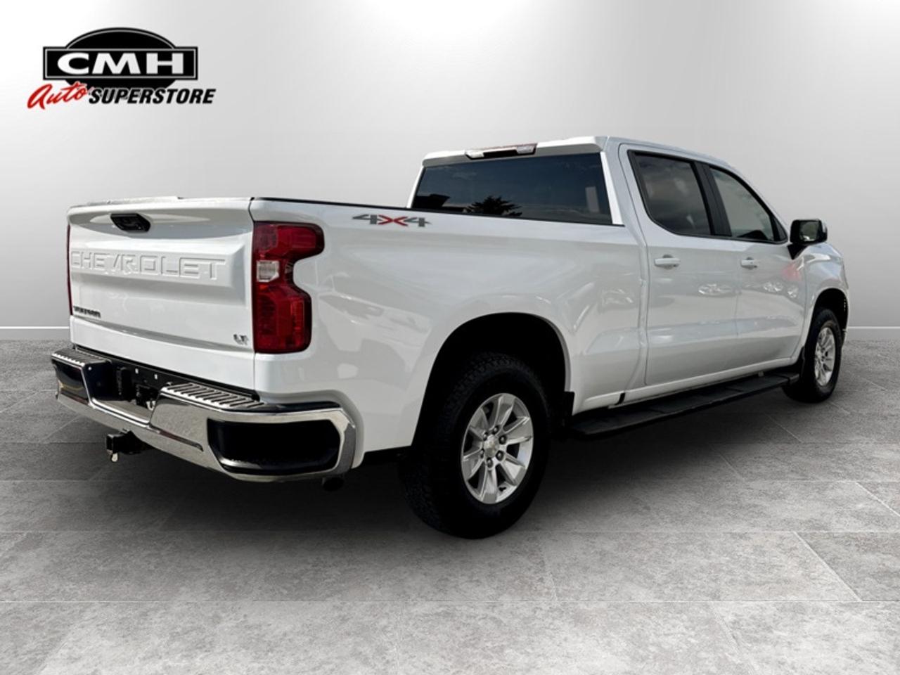 2023 Chevrolet Silverado 1500 LT  **CLEAN CARFAX** Photo4
