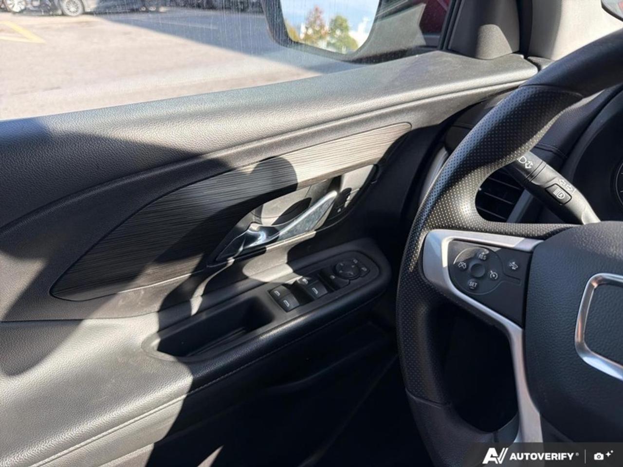 2024 GMC Terrain SLE  - Heated Seats -  Apple CarPlay Photo