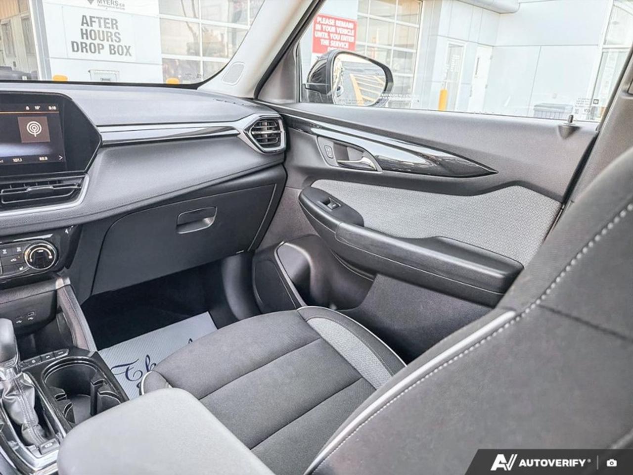 2025 Chevrolet TrailBlazer LT AWD  - Heated Seats Photo