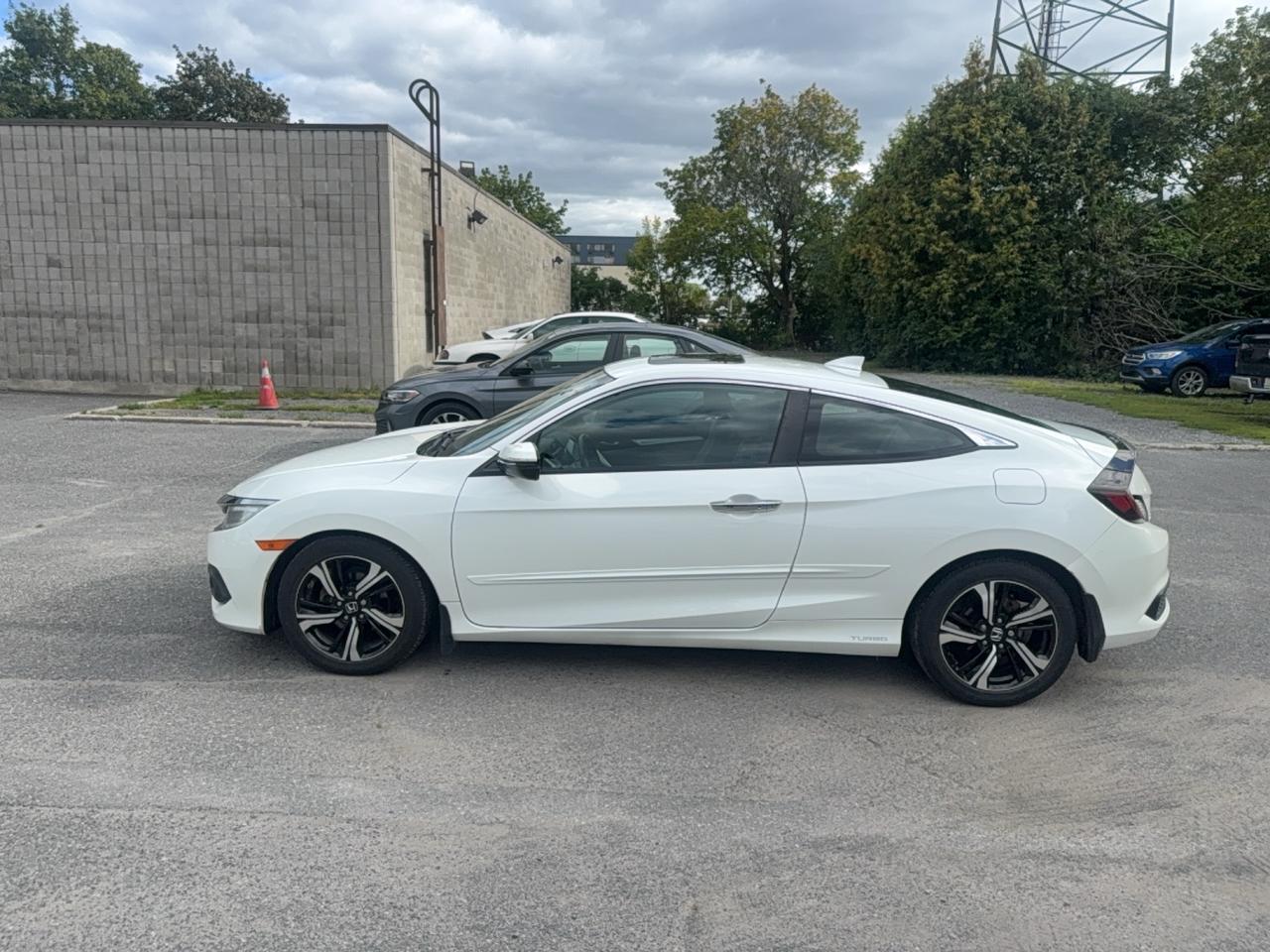 2017 Honda Civic COUPE Touring