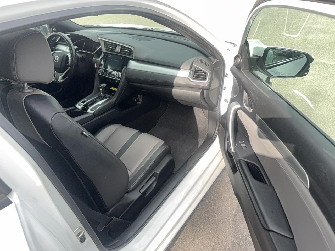 2017 Honda Civic COUPE Touring