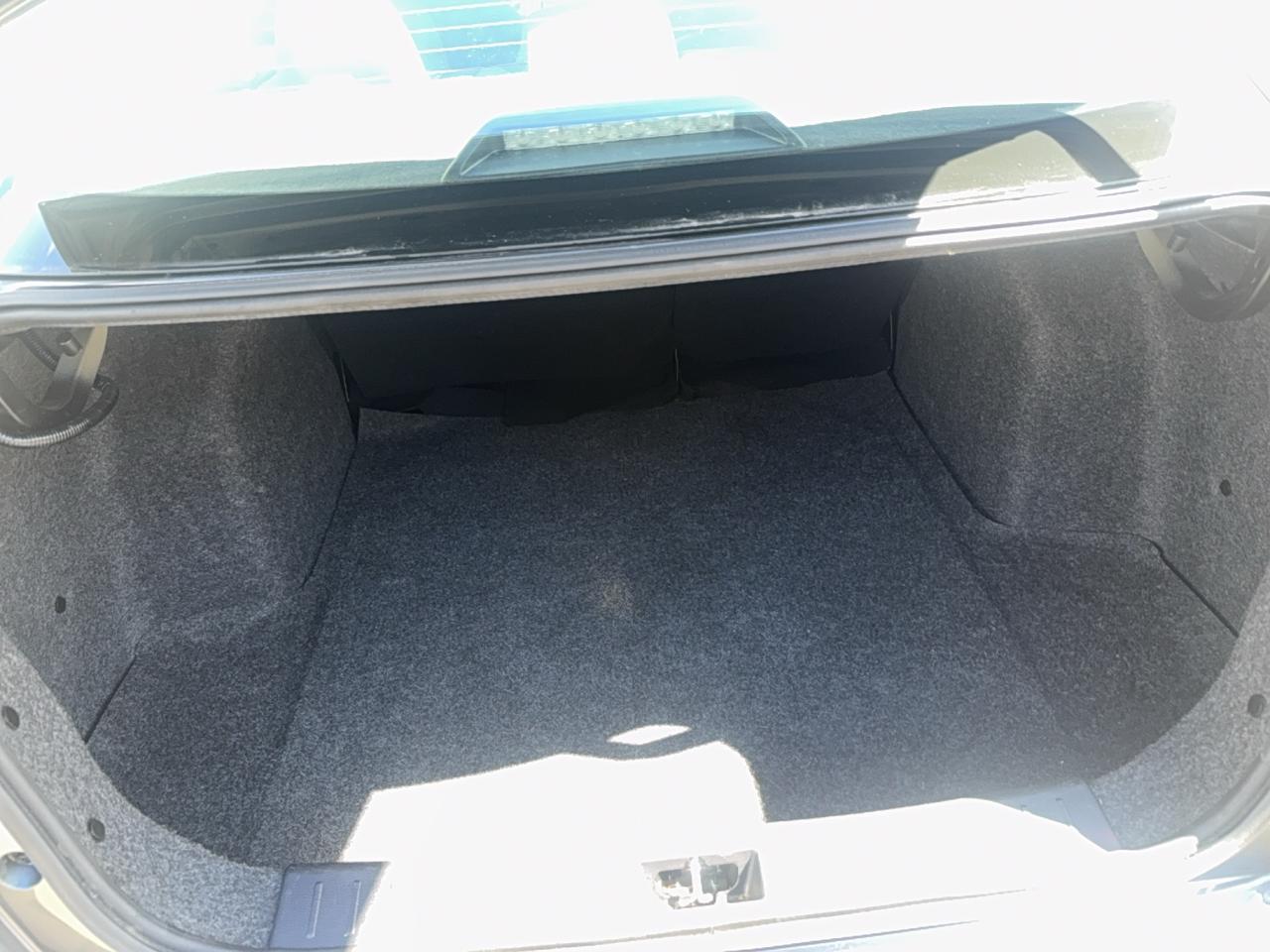 2024 Nissan Versa SV Photo