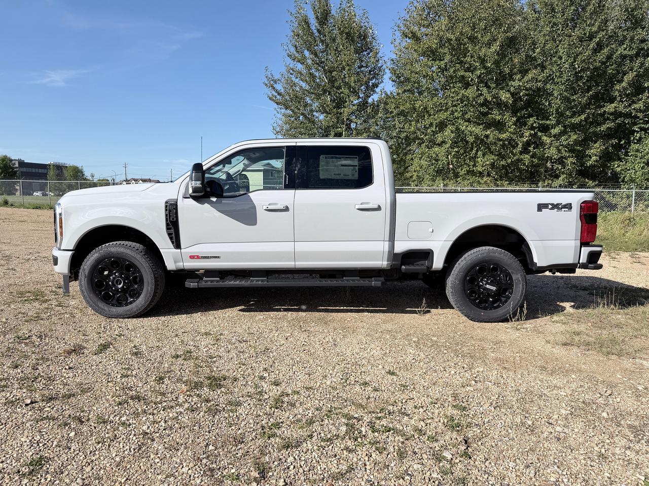 2026 Ford F-350 Super Duty SRW Lariat Photo1