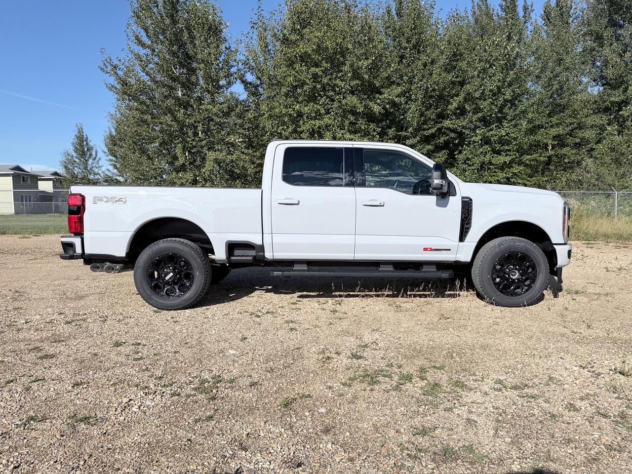 2026 Ford F-350 Super Duty SRW Lariat Photo3