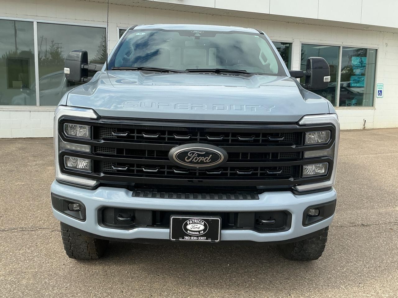2024 Ford F-350 Super Duty SRW Lariat Photo1
