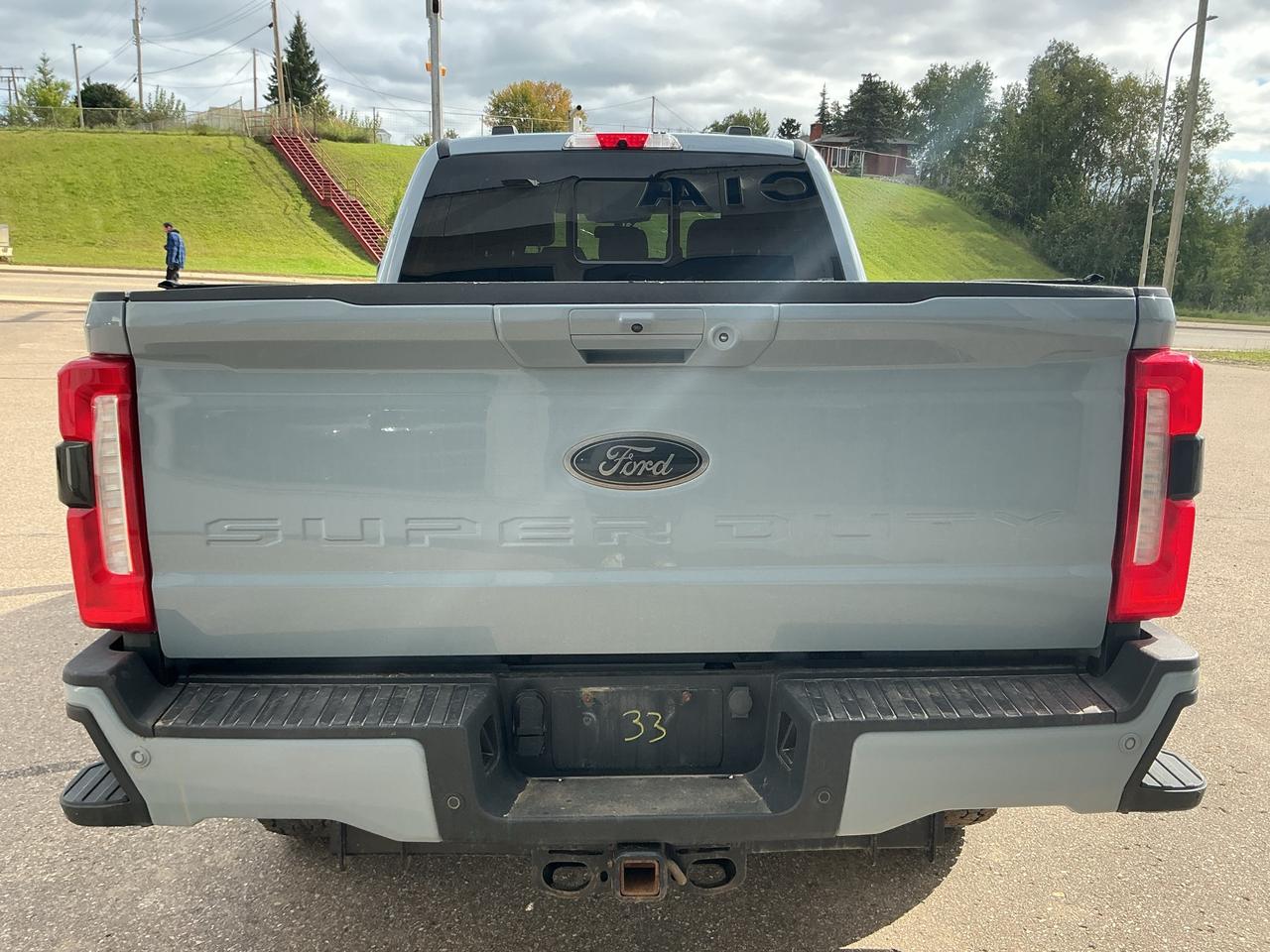 2024 Ford F-350 Super Duty SRW Lariat Photo4