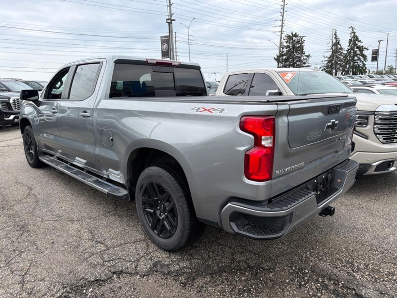 2024 Chevrolet Silverado 1500 RST Photo3