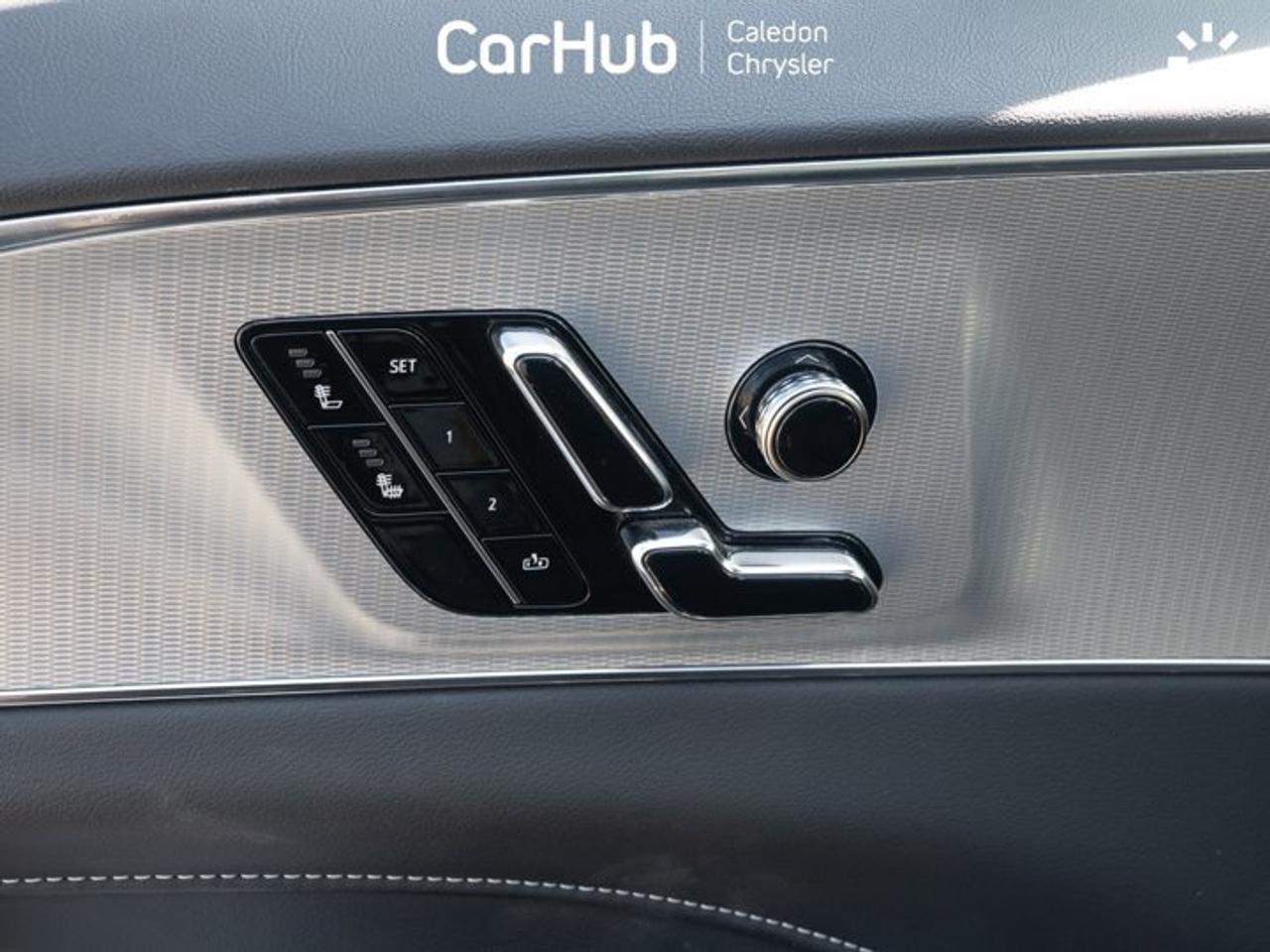 2024 Cadillac LYRIQ Tec AWD Fully Electric | Panoramic Roof | 33-Inch Curved LED Display | Heated Seats| Google built-in Photo
