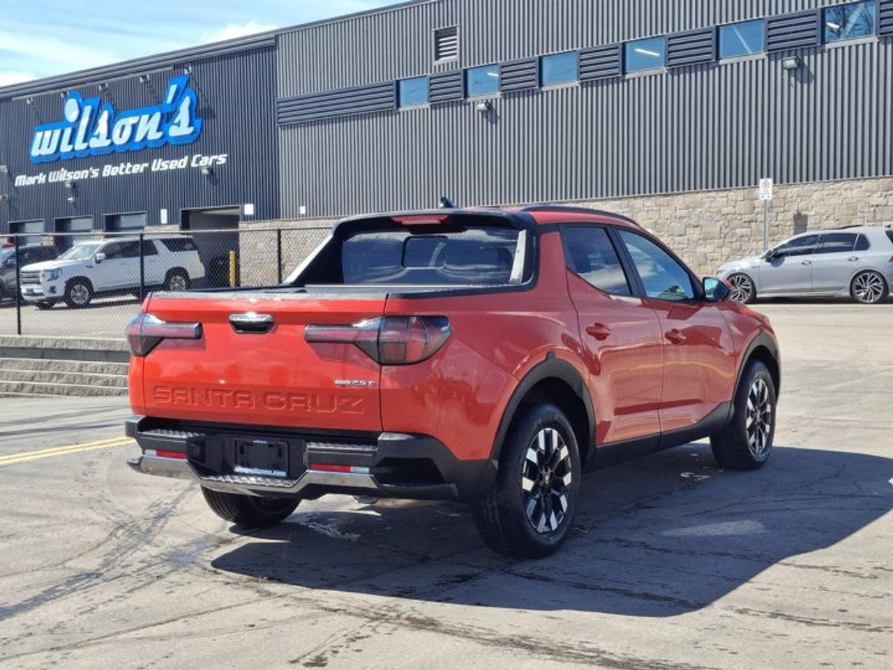 2025 Hyundai Santa Cruz Preferred AWD | Heated Wheel + Seats | CarPlay + Android | Rear Camera | and More ! Photo4