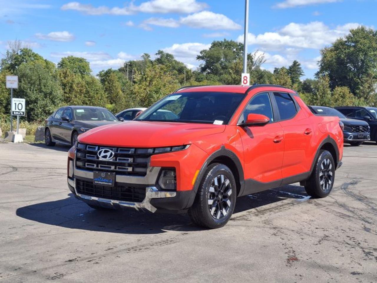 2025 Hyundai Santa Cruz Preferred AWD | Heated Wheel + Seats | CarPlay + Android | Rear Camera | and More ! Photo0