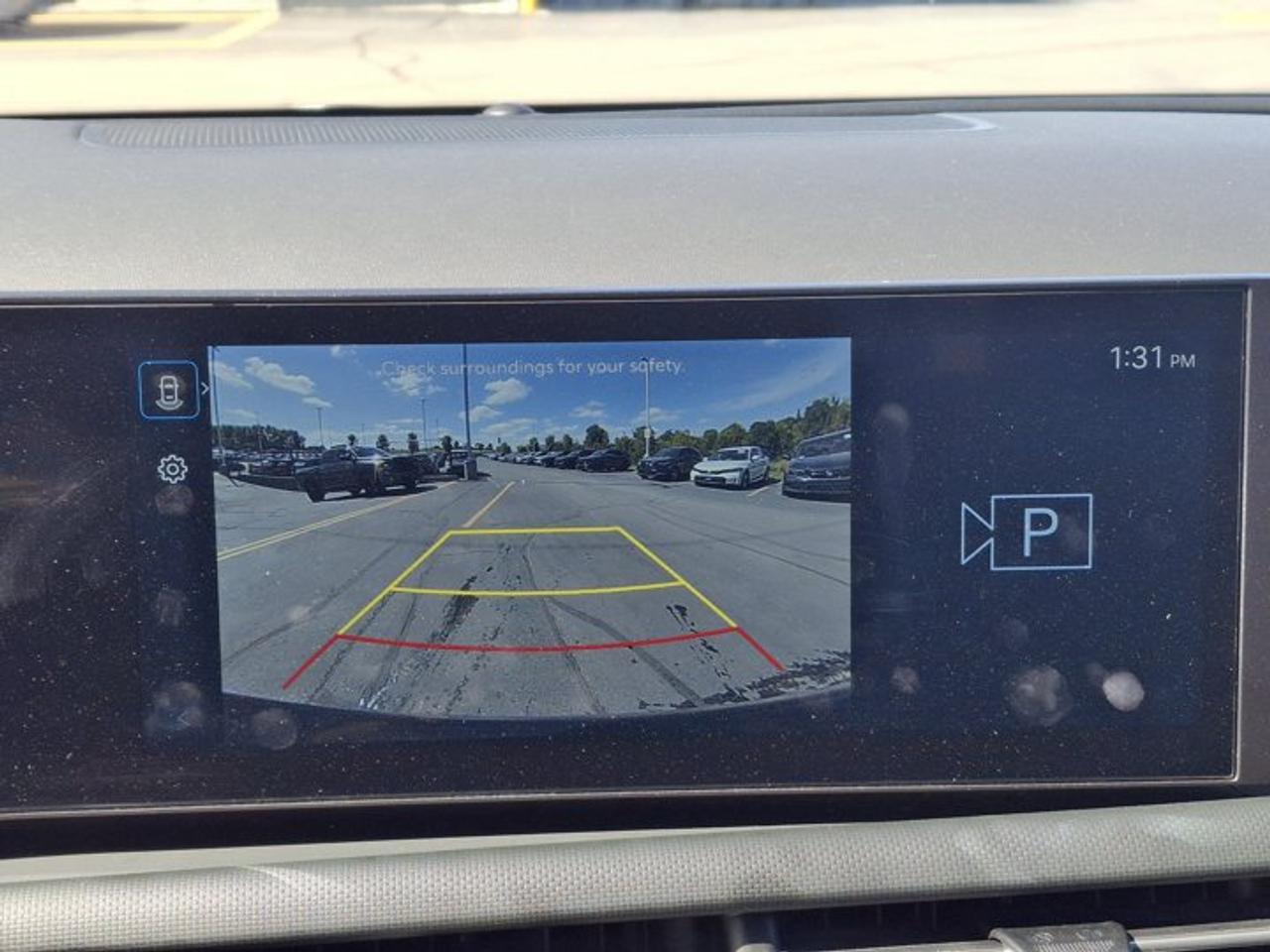 2025 Hyundai Santa Cruz Preferred AWD | Heated Wheel + Seats | CarPlay + Android | Rear Camera | and More ! Photo