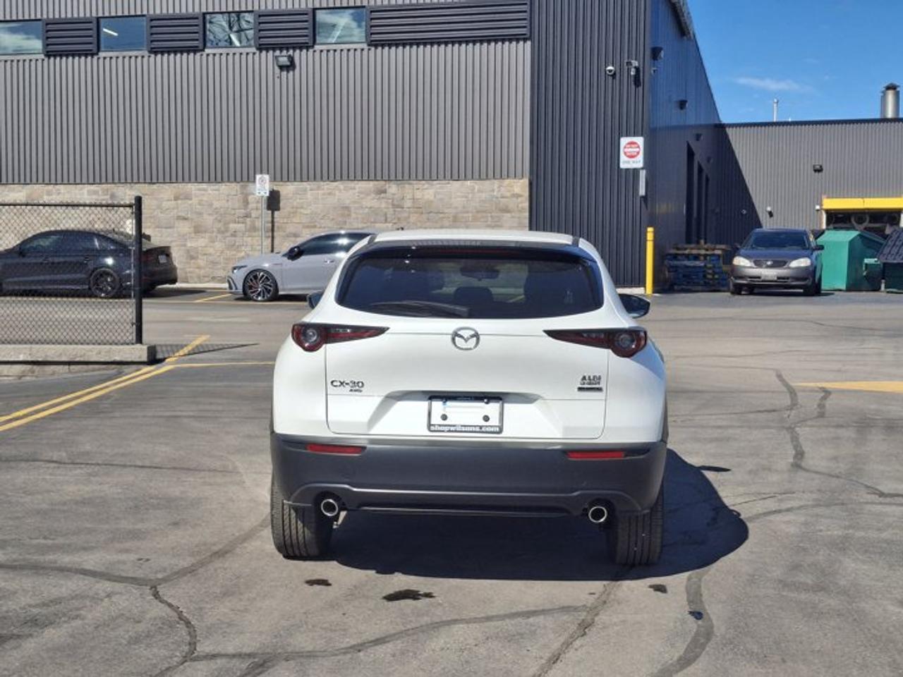 2025 Mazda CX-30 GS AWD | Heated Wheel + Seats | Radar Cruise | CarPlay + Android | and More ! Photo3