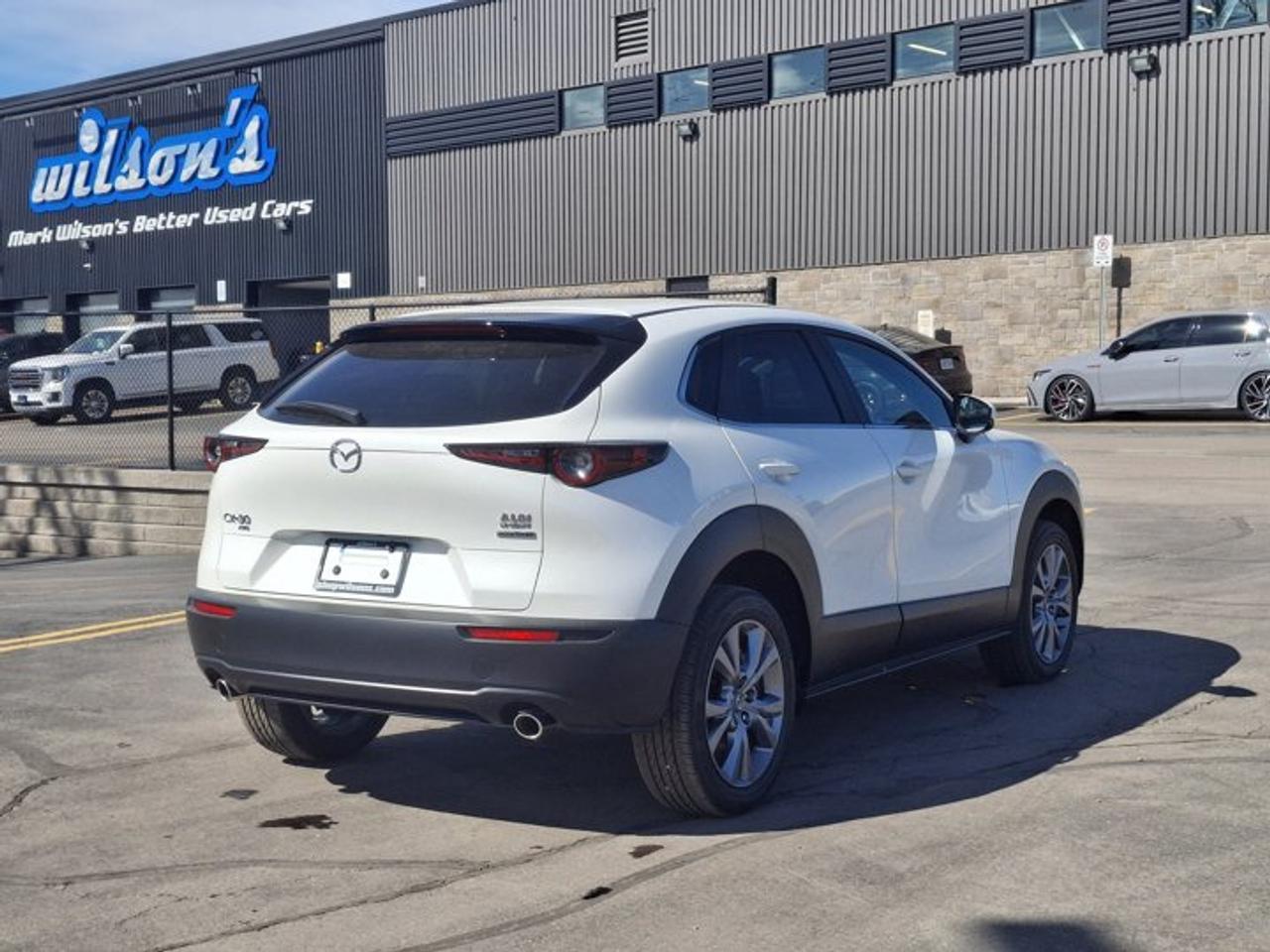 2025 Mazda CX-30 GS AWD | Heated Wheel + Seats | Radar Cruise | CarPlay + Android | and More ! Photo4