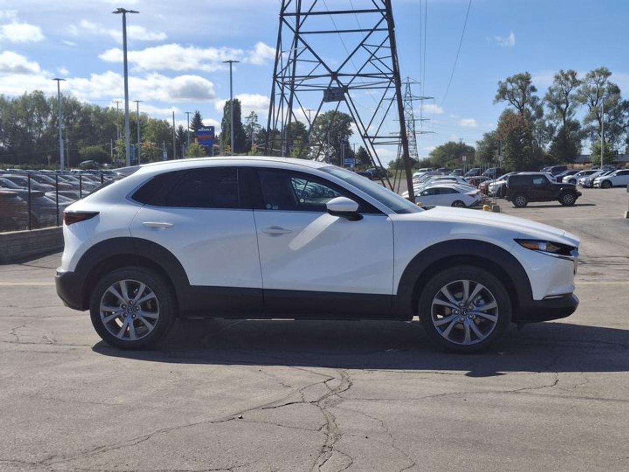 2025 Mazda CX-30 GS AWD | Heated Wheel + Seats | Radar Cruise | CarPlay + Android | and More ! Photo