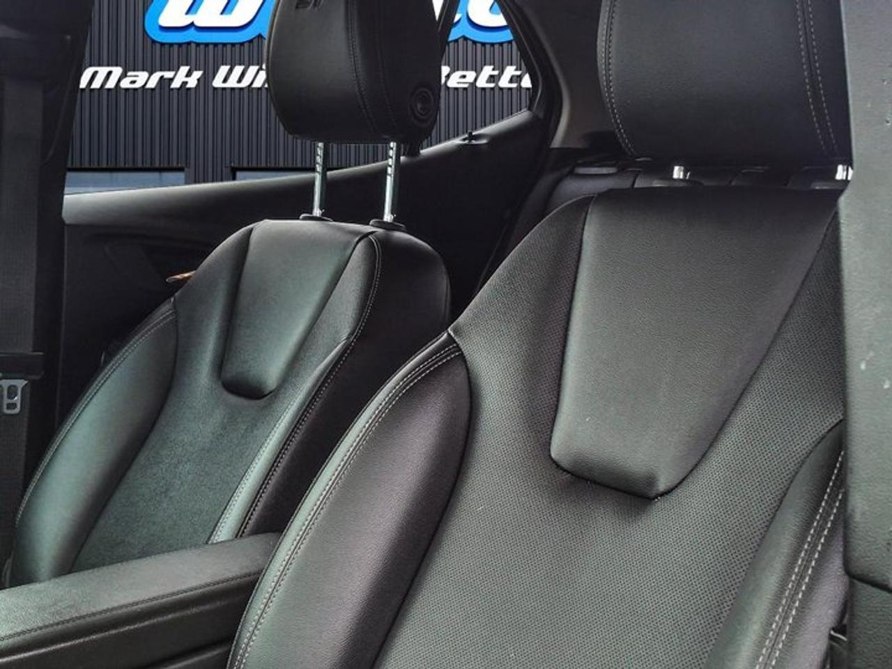 2024 Buick Encore GX Sport Touring AWD | Sunroof | Tech PKG | Heated Wheel | Power + Heated Seat | and More ! Photo