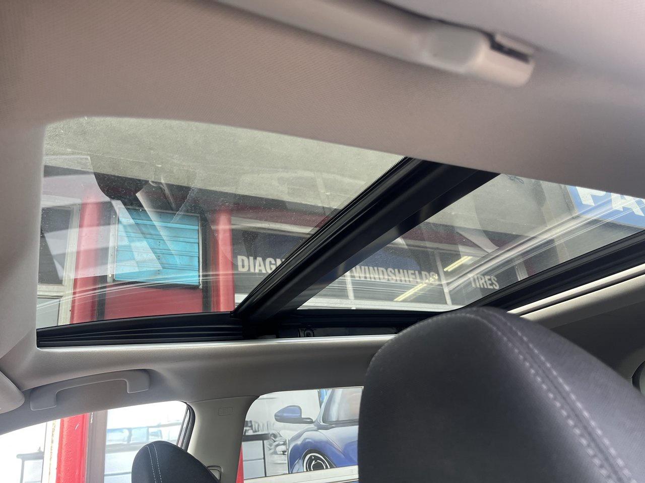 2019 Nissan Rogue S Photo