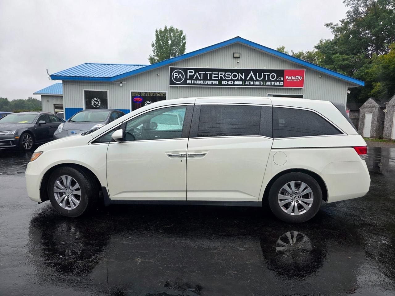2017 Honda Odyssey EX-L w/Navigation Photo5